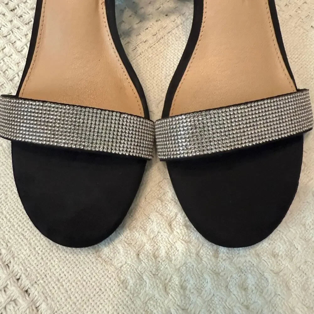 Madden NYC 9.5 Illie City embellished ankle strap block heel sandal 2970
